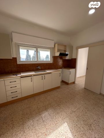 דירה, הרופא זלוצ'יסטי 34, אחוזה, חיפה