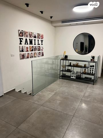 דירת גן, משעול הבדולח 10, בן גוריון, חולון