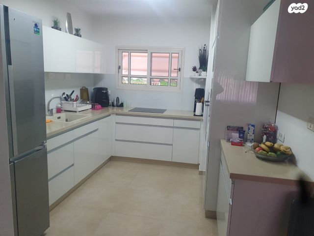 דירה, דוד רזיאל 18, קרית אריה / שיינפלד, בית שמש