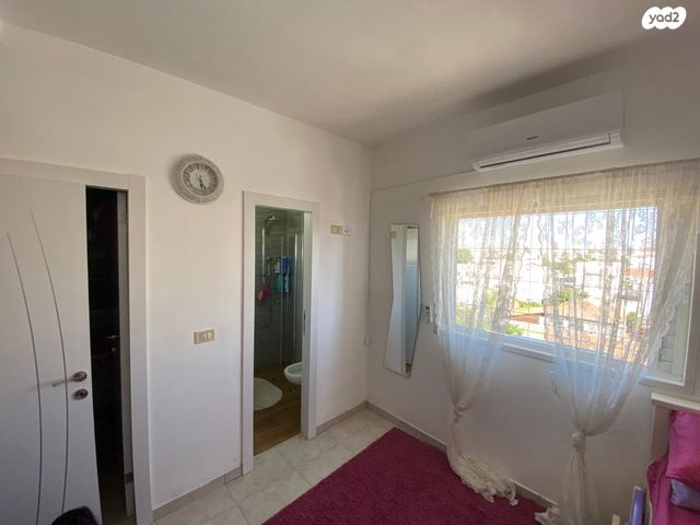 גג/ פנטהאוז, יוסף כובשי 9, שעריים, רחובות