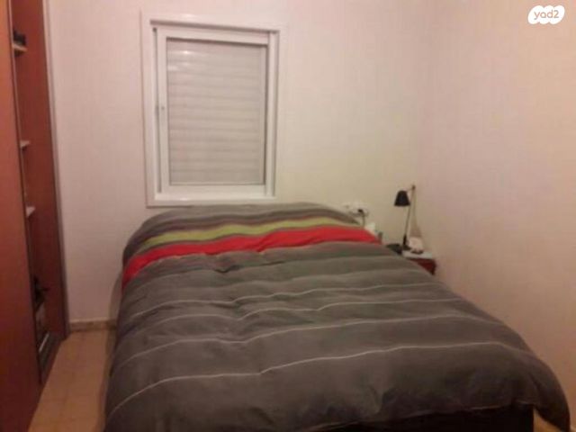 דירה, ישראל אהרוני 8, א' / צפון מזרח העיר, רחובות