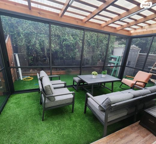 דירת גן, הזית 19, מרכז העיר, סביניה, הוותיקה, קרית ביאליק