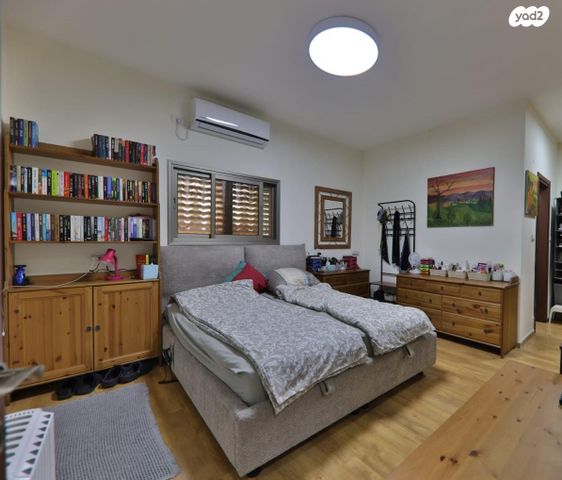 דירת גן, הזית 19, מרכז העיר, סביניה, הוותיקה, קרית ביאליק