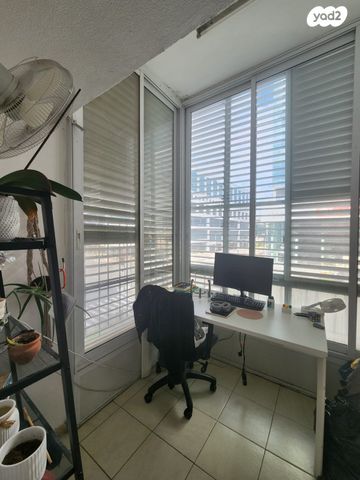 דירה, דרך זאב ז'בוטינסקי 1, אזור תעשיה צפון, בני ברק