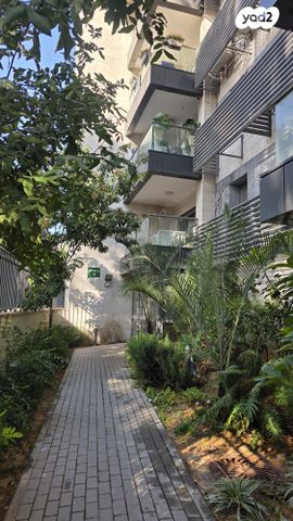 דירה, הביטחון 10, קיראון, קרית אונו