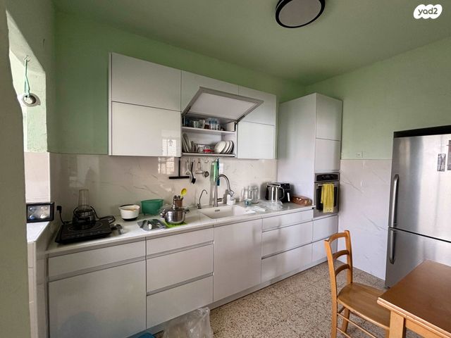 דירה, השר רבינוביץ 11, הנביאים, בת ים