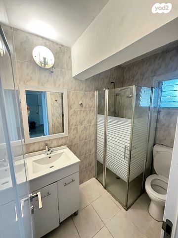 דירה, הרב הרצוג 10, קרית וולפסון, עכו