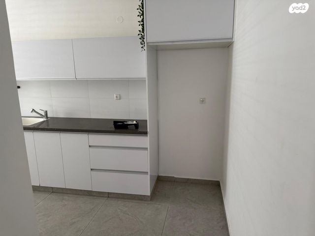 דירה, נתן ברניצקי 16, רמז, מערב ותיק, ראשון לציון