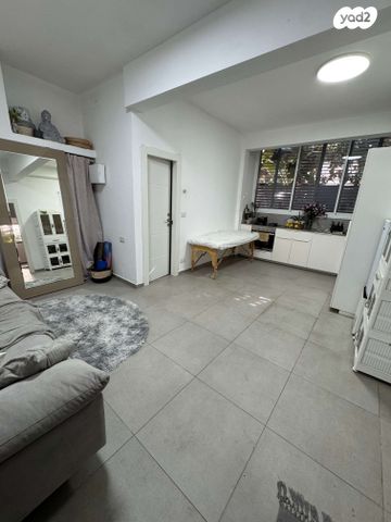 דירת גן, בת שוע 5, נגבה, רמת גן