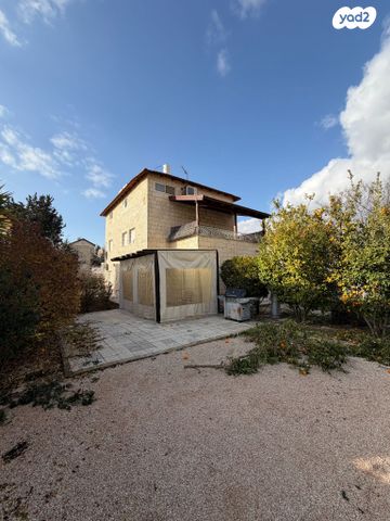 בית פרטי/ קוטג', האלון 11, גבעון החדשה, גבעון החדשה