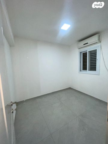 דירה, הרב אברהם הלל 5, ויצמן, רמלה