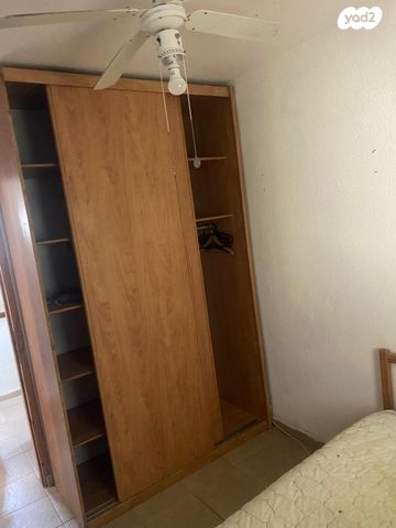 דירה, שמעון בר גיורא 5, שכונה ד', באר שבע