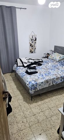 דירה, קרייתי 18, לב העיר, בת ים