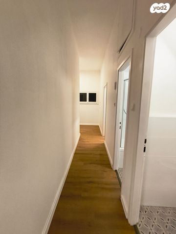 דירה, בר גיורא 20, הדר עליון, חיפה