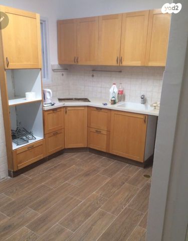 דירה, הבנים 27, רמתיים, הוד השרון