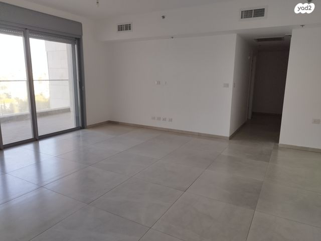 דירה, ש"י עגנון 17, שיכון רסקו, קרית אונו