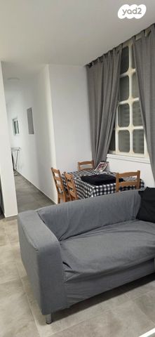 דירה, א.ד. גורדון 21, צפון מערב מרכז העיר, נתניה