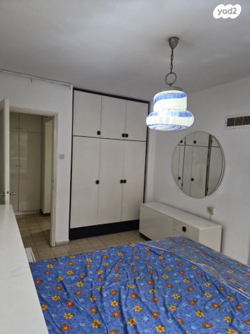 דירה, הרב הרצוג 6, א' / צפון מזרח העיר, רחובות