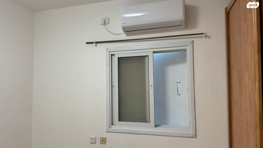 דירה, האלון 27, בני עי''ש, בני עי"ש