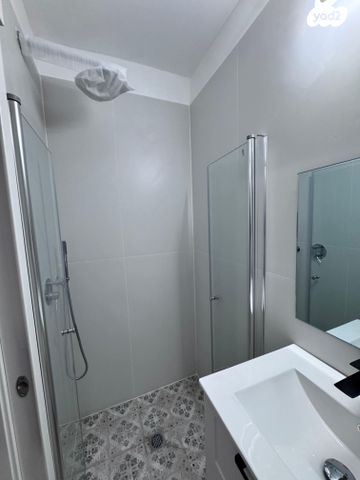 דירת גן, האיריסים 3, בני עי''ש, בני עי"ש