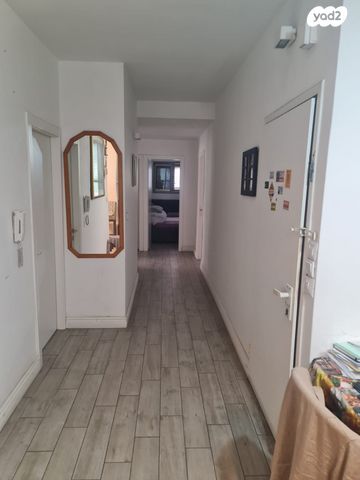 דירה, בן גוריון 5, רמתיים, הוד השרון