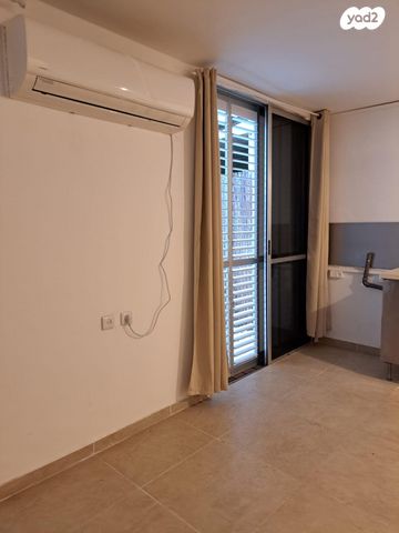 דירת גן, בן גוריון 117, דרום, הרצליה