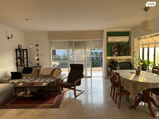 דירה, דוד פינסקי 35, כבירים, חיפה