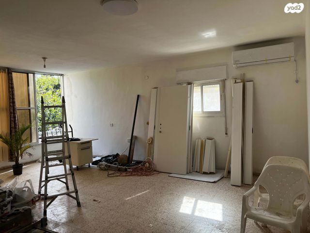 דירה, שדרות רוטשילד 35, רח' הנשיא צפון, חדרה