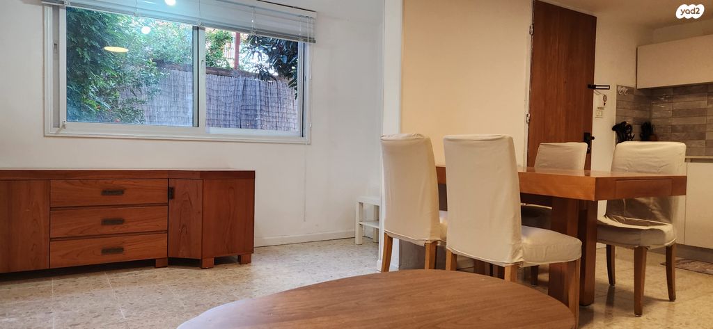 יחידת דיור, הכלנית 28, שיכון ב, כפר יונה