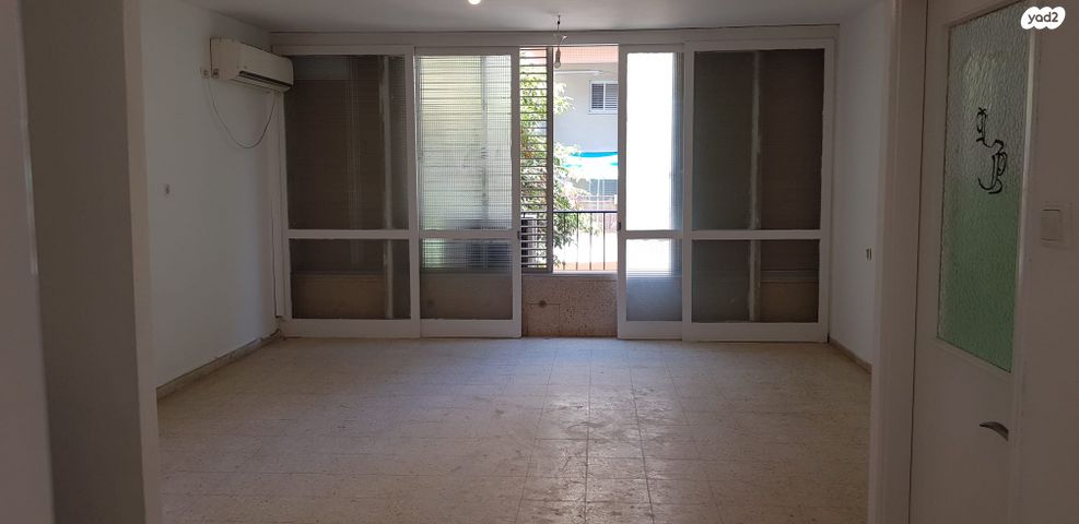 הרמן צבי שפירא 54