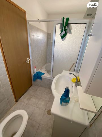 דו משפחתי, עין עופרים 1, המעיינות, מצפה רמון