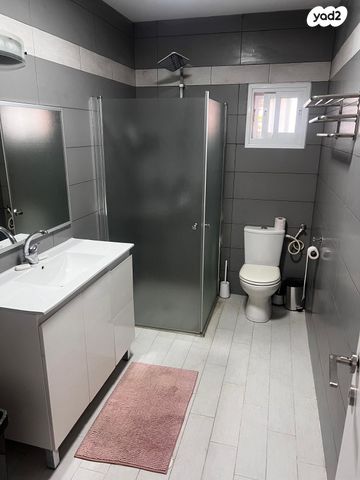 דירה, נחל אוג 1, עלמון, עלמון