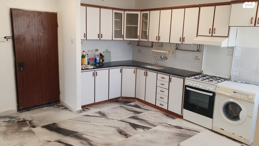 דירה, האורן 44, מנחם בגין, עכו