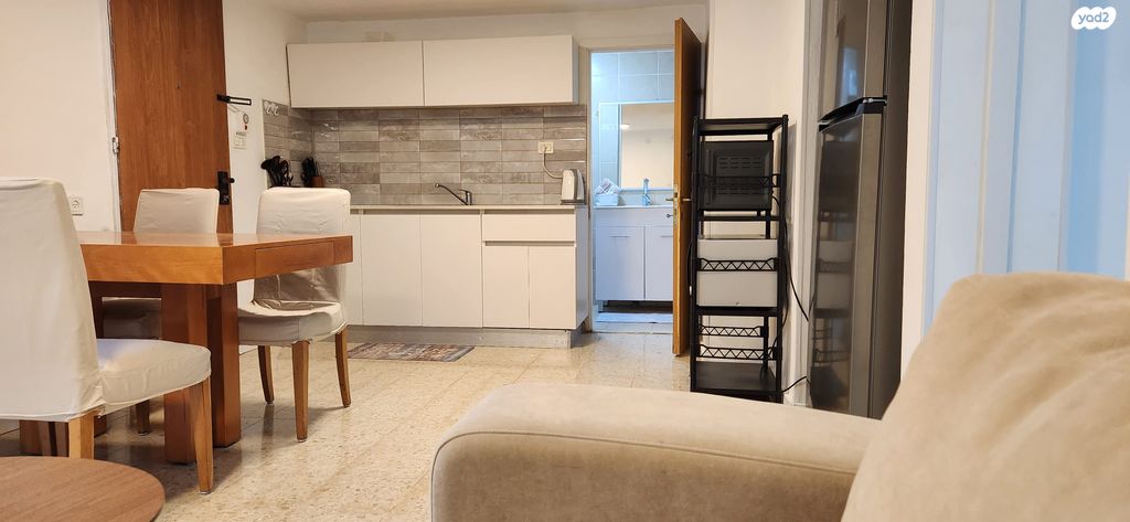 יחידת דיור, הכלנית 28, שיכון ב, כפר יונה