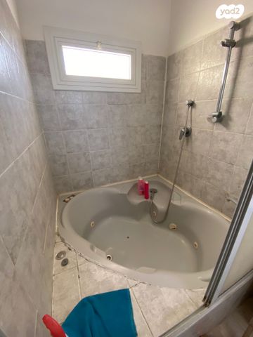 דו משפחתי, עין עופרים 1, המעיינות, מצפה רמון