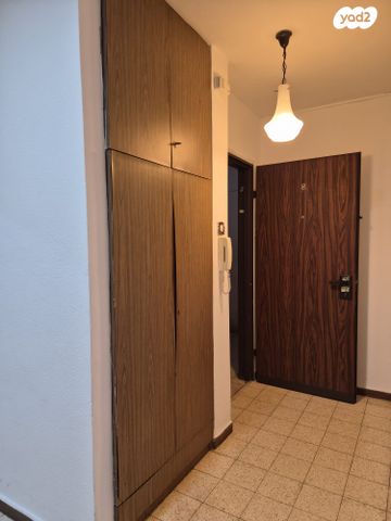 דירה, הרב הרצוג 6, א' / צפון מזרח העיר, רחובות