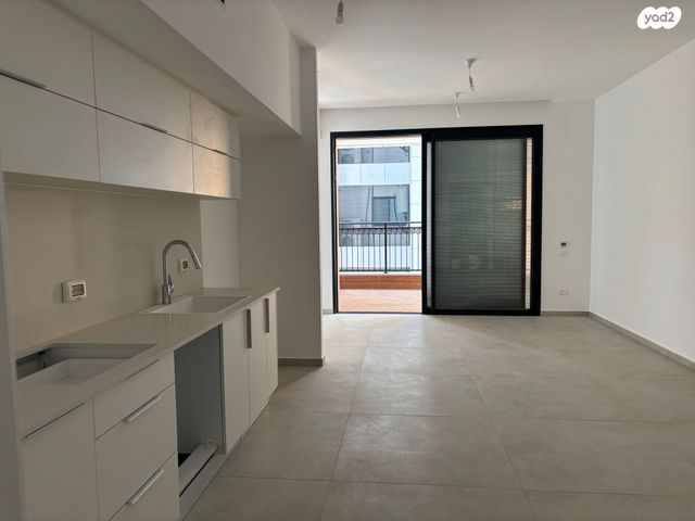 יצחק שמיר 30