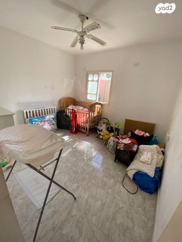 דו משפחתי, עין עופרים 1, המעיינות, מצפה רמון