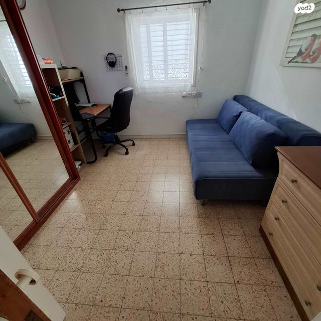 דירה, עגנון 32, דרום מערב ותיק, בת ים