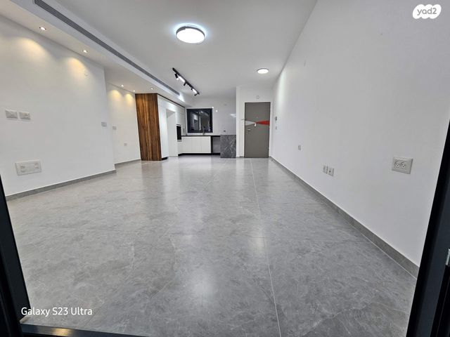 הרב מרדכי אליהו 23