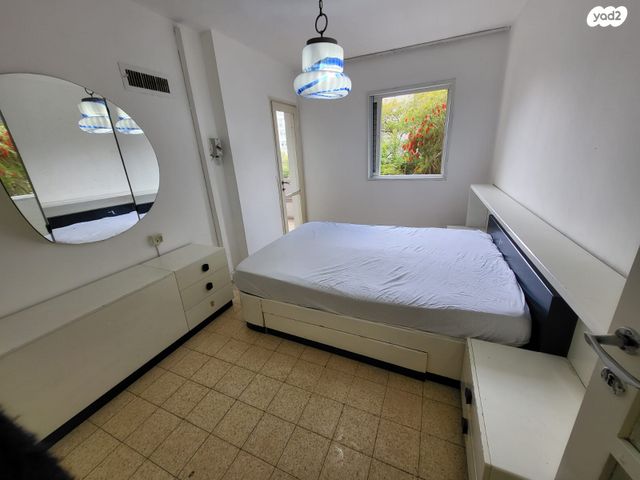 דירה, הרב הרצוג 6, א' / צפון מזרח העיר, רחובות