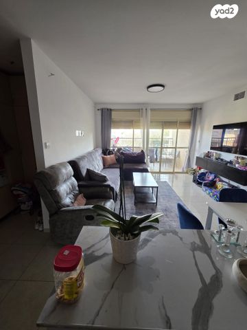 דירה, מבצע בן עמי 11, רמת רבין, כרמיאל