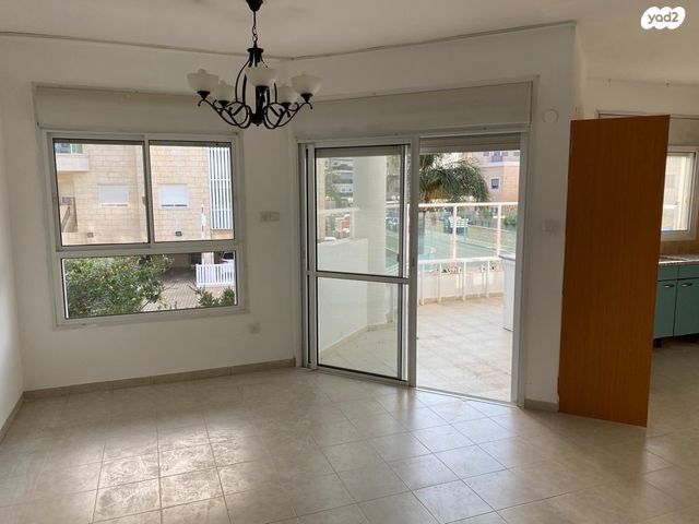 דירה, הרצל 122, עין שרה, נהריה