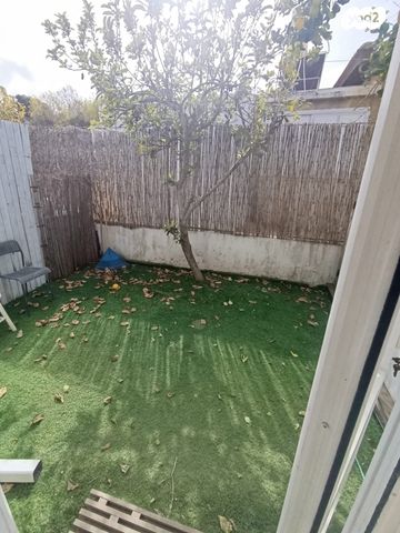 יחידת דיור, העצמאות 83, מרכז המושבה, אבן יהודה