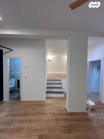 סטודיו/ לופט, זלמן שניאור 7, לב תל אביב, לב העיר צפון, תל אביב יפו