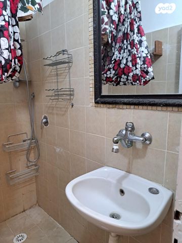 דירת גן, בן גוריון 117, דרום, הרצליה