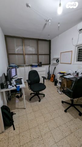 דירה, הרמן צבי שפירא 54, המרכז השקט / מרכז העיר, פתח תקווה