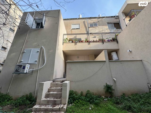 דירה, לוחמי הגטאות 36, המושבה הגרמנית, חיפה