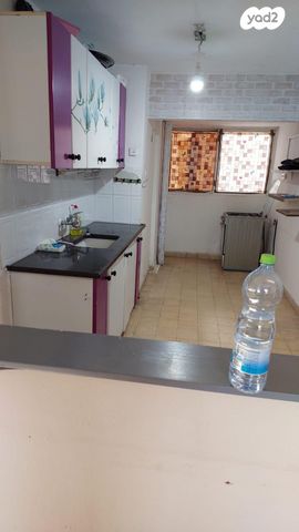 ברל כצנלסון 42