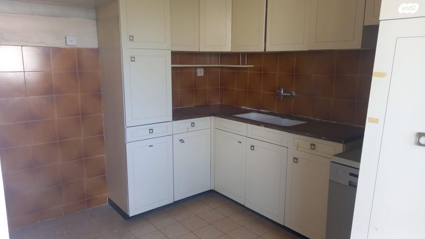 דירה, ליסין 11, הצפון החדש - כיכר המדינה, תל אביב יפו